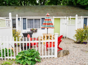 Cottage 3 - Pet Friendly - 1 Bedroom / 1 Bath